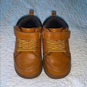Carter’s baby boots with velcro strap